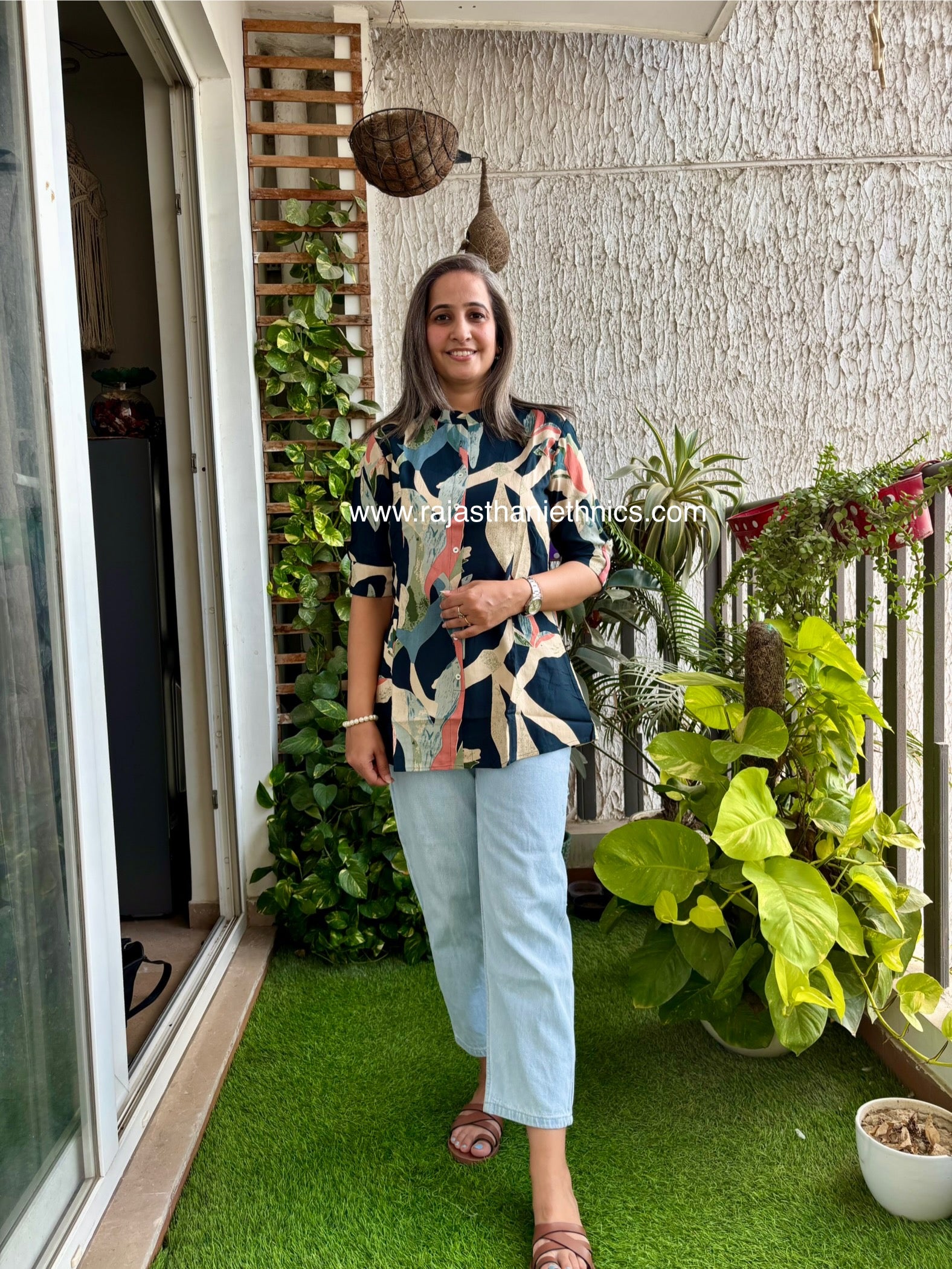 Short Kurti Multicolor