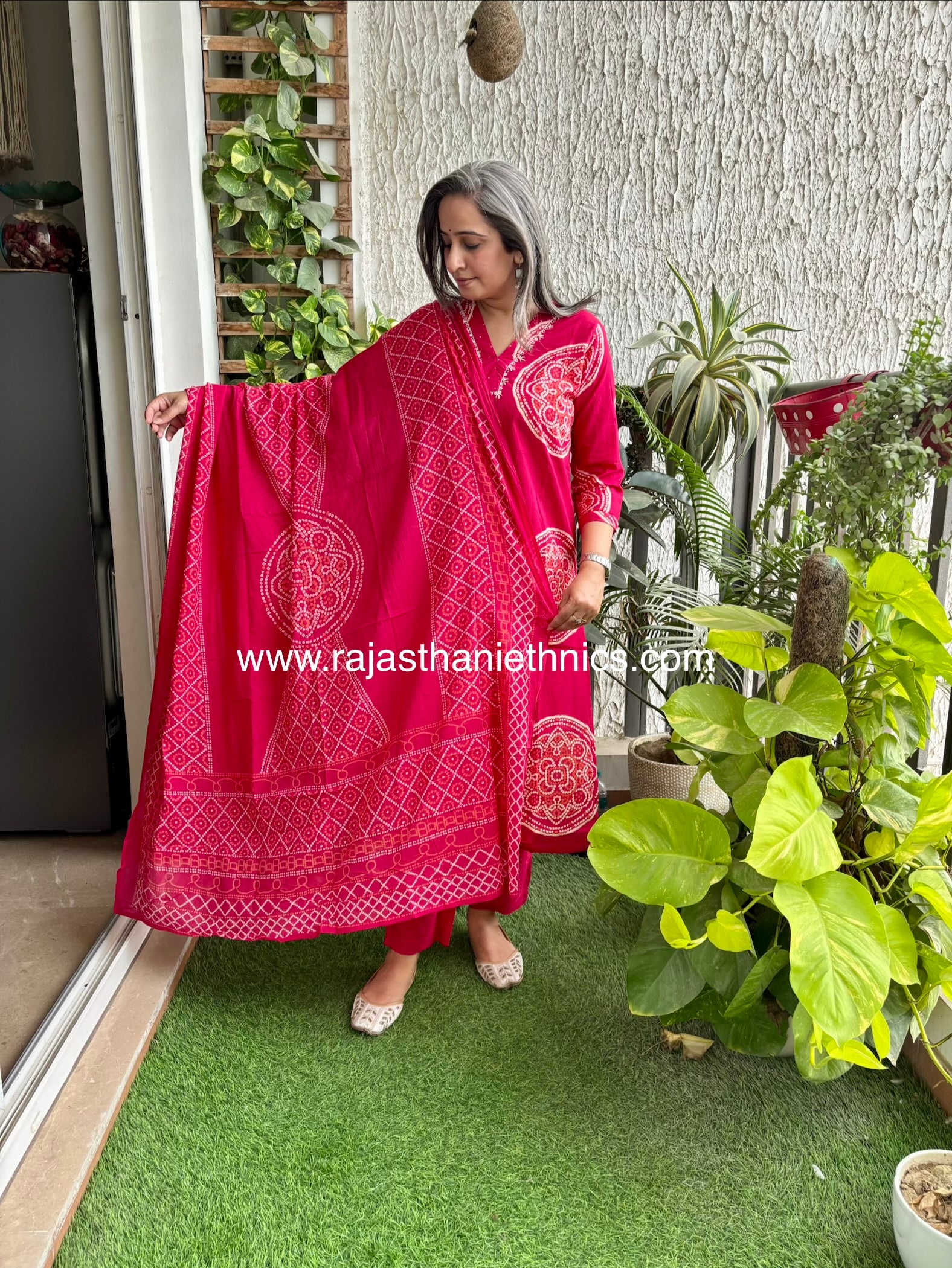 Magenta Bandhej Suit Set