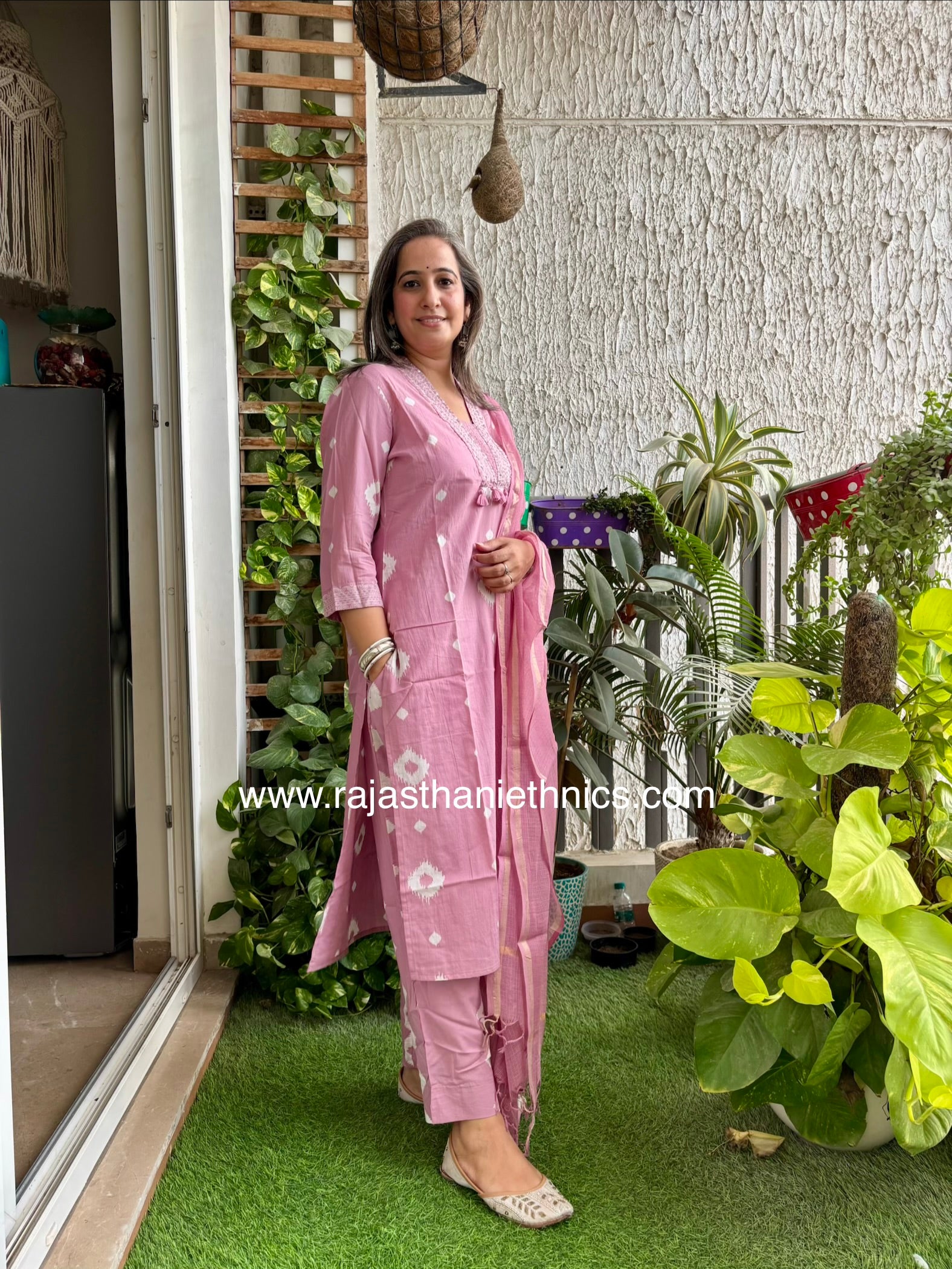 Pink Cotton Suit With Kota Dori