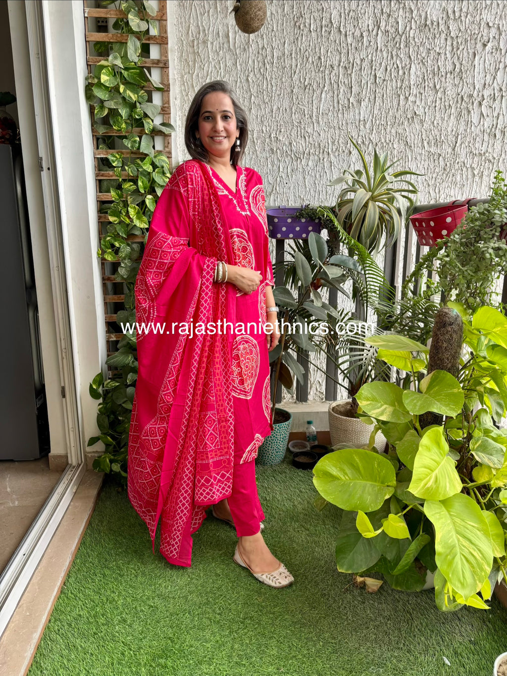 Magenta Bandhej Suit Set