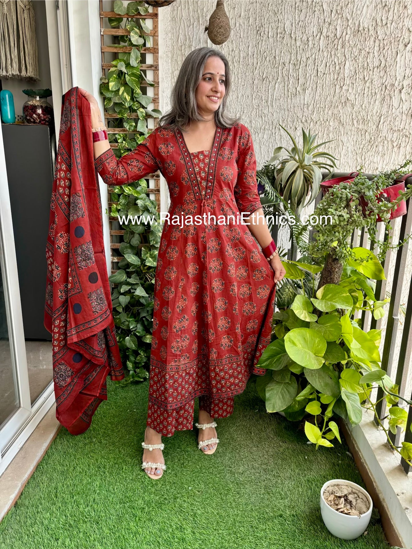 Red Chunni Suit