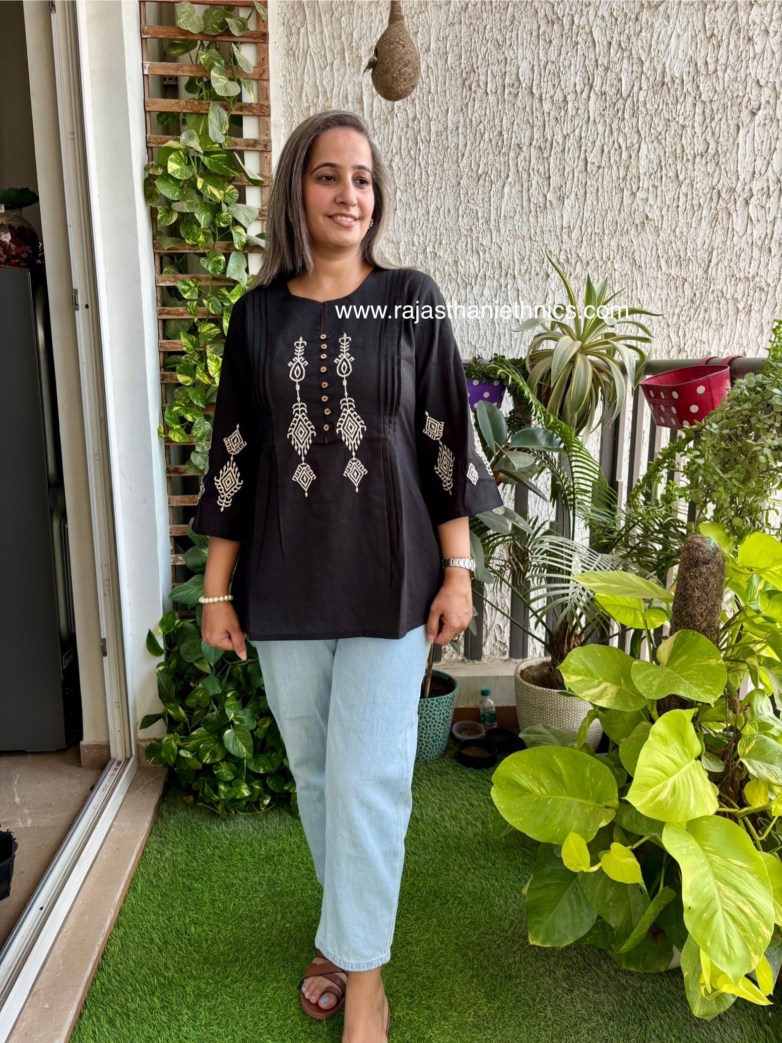 Short Kurti Embroidered