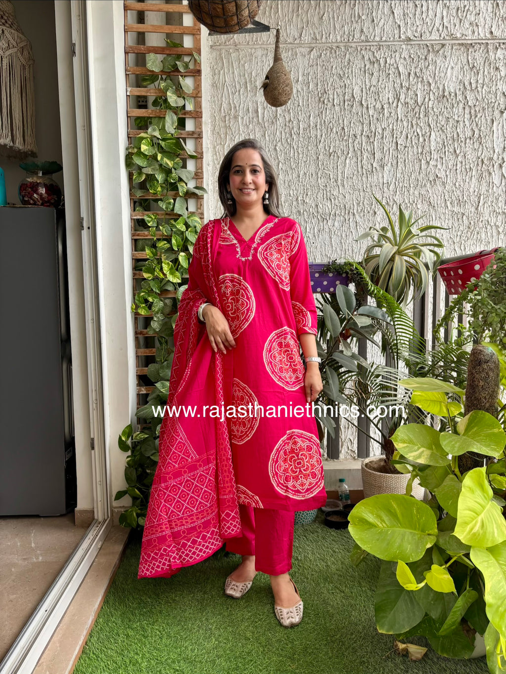 Magenta Bandhej Suit Set