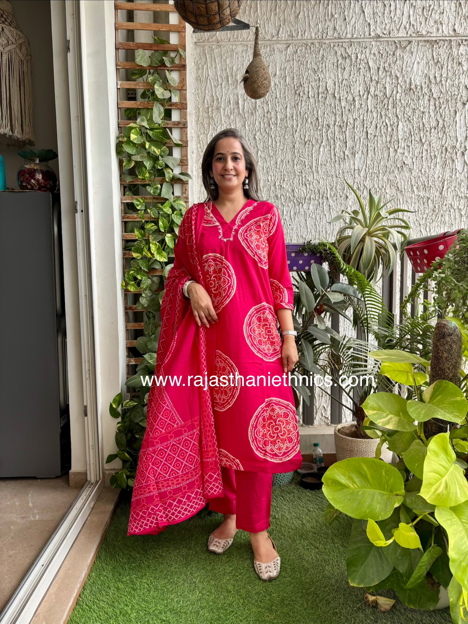 Magenta Bandhej Suit Set