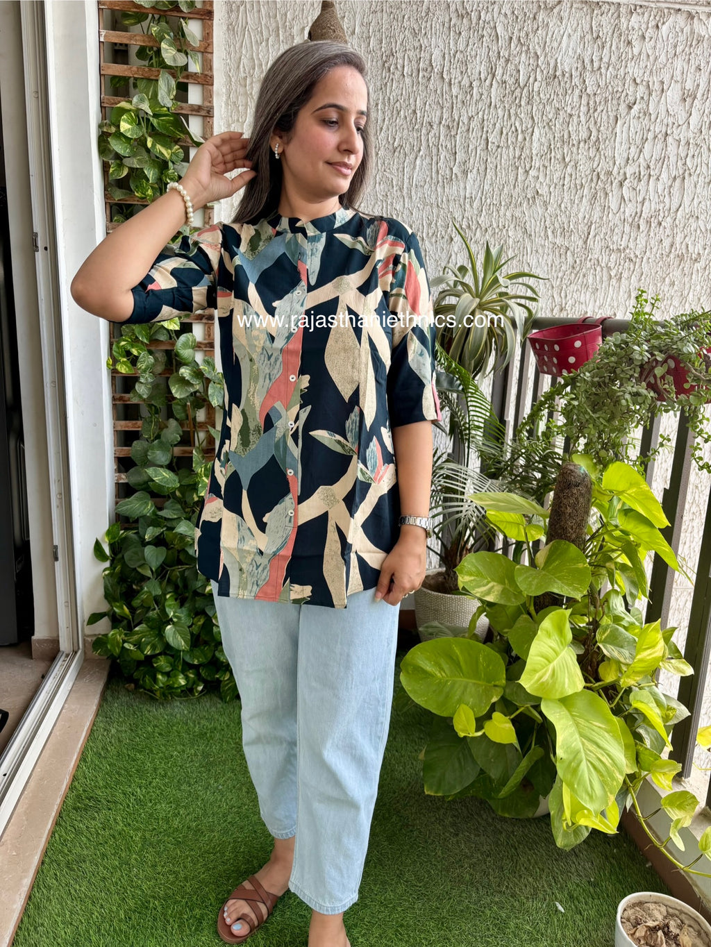 Short Kurti Multicolor